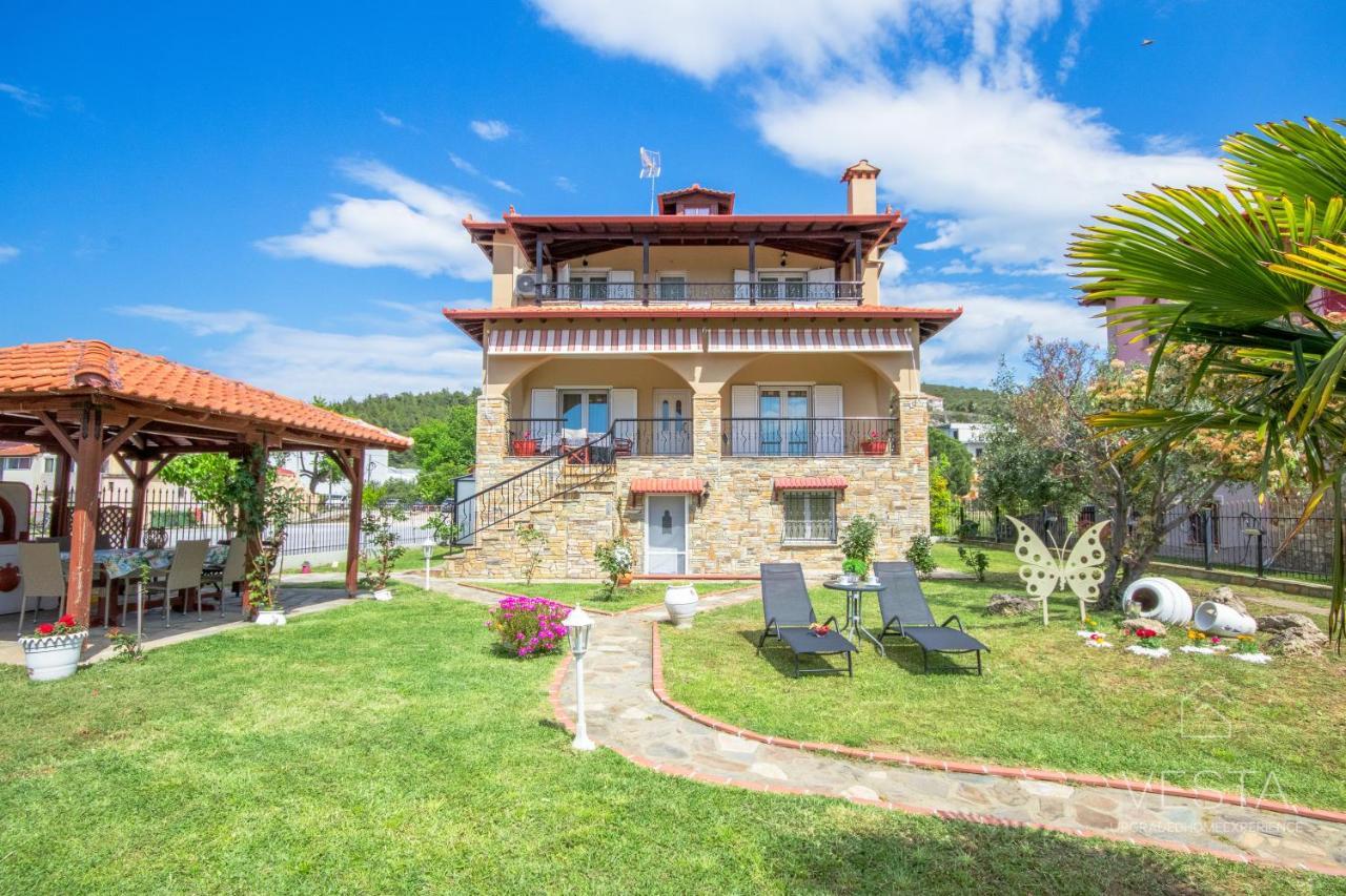 Private 6-Bdrm Villa With Garden 150M To Beach باراديسوس المظهر الخارجي الصورة